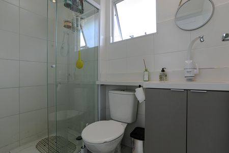 Casa de condomínio para alugar com 64m², 2 quartos e 1 vaga Casa de condomínio para alugar com 64m², 2 quartos e 1 vagaBanheiro Social