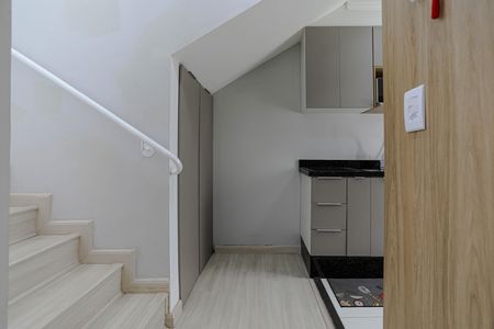Casa de condomínio para alugar com 64m², 2 quartos e 1 vaga Casa de condomínio para alugar com 64m², 2 quartos e 1 vagaCorredor