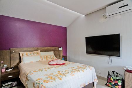 Casa à venda com 180m², 2 quartos e 1 vaga Casa à venda com 180m², 2 quartos e 1 vagaSuíte