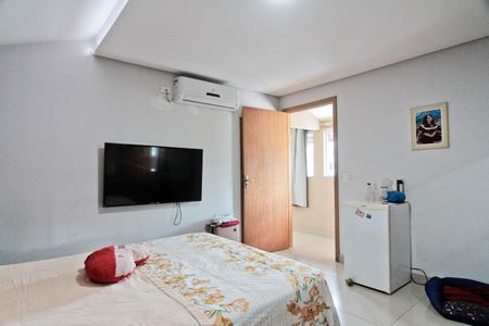 Casa à venda com 180m², 2 quartos e 1 vaga Casa à venda com 180m², 2 quartos e 1 vagaSuíte