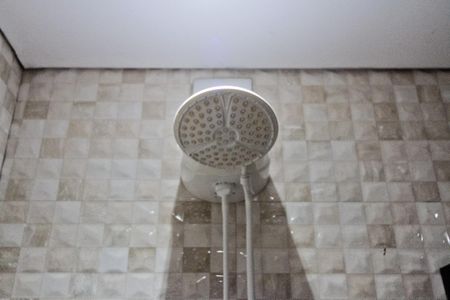 Casa à venda com 180m², 2 quartos e 1 vaga Casa à venda com 180m², 2 quartos e 1 vagaBanheiro da Suíte