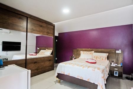 Casa à venda com 180m², 2 quartos e 1 vaga Casa à venda com 180m², 2 quartos e 1 vagaSuíte