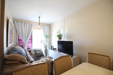 Apartamento para alugar com 63m², 2 quartos e 1 vagaSala