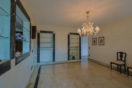 Apartamento à venda com 330m², 4 quartos e 5 vagasSala de Jantar