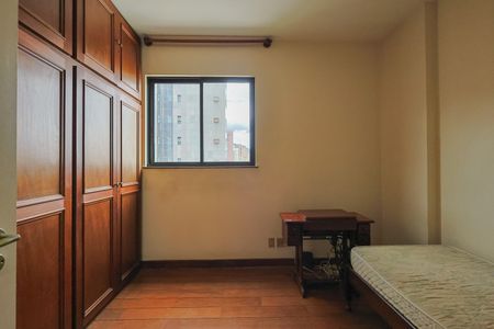 Apartamento à venda com 330m², 4 quartos e 5 vagasÁrea de Serviço