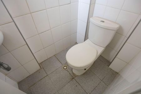 Apartamento para alugar com 117m², 2 quartos e 1 vaga Apartamento para alugar com 117m², 2 quartos e 1 vagaBanheiro Social
