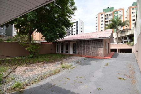 Casa para alugar com 140m², 3 quartos e 2 vagasÁrea externa