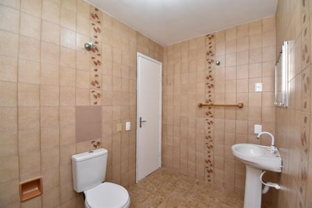 Casa para alugar com 140m², 3 quartos e 2 vagasBanheiro da Suíte