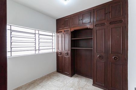 Casa à venda com 460m², 4 quartos e 6 vagasQuarto 1