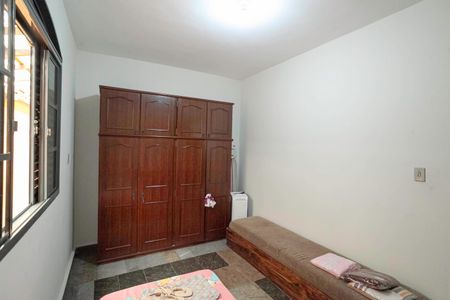 Quarto 1 de casa à venda com 5 quartos, 360m² em Lindeia (barreiro, Contagem