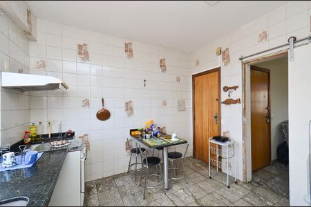 Apartamento à venda com 175m², 3 quartos e 2 vagas Apartamento à venda com 175m², 3 quartos e 2 vagasCozinha