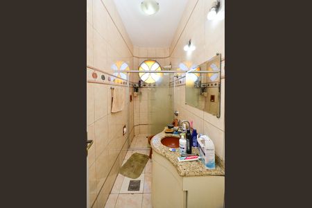 Apartamento à venda com 175m², 3 quartos e 2 vagas Apartamento à venda com 175m², 3 quartos e 2 vagasBanheiro 2