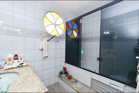 Apartamento à venda com 175m², 3 quartos e 2 vagas Apartamento à venda com 175m², 3 quartos e 2 vagasBanheiro 1