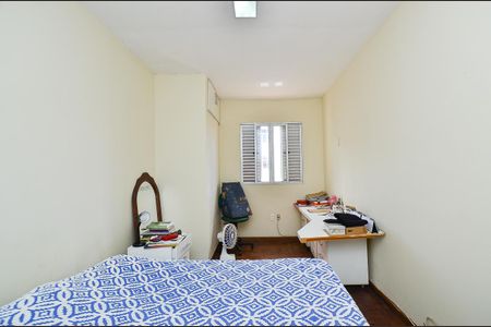 Apartamento à venda com 175m², 3 quartos e 2 vagas Apartamento à venda com 175m², 3 quartos e 2 vagasQuarto 2