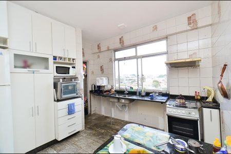 Apartamento à venda com 175m², 3 quartos e 2 vagas Apartamento à venda com 175m², 3 quartos e 2 vagasCozinha