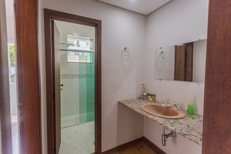 Apartamento para alugar com 217m², 5 quartos e 2 vagasBanheiro Social