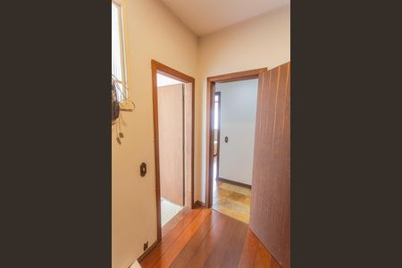 Apartamento para alugar com 217m², 5 quartos e 2 vagasQuarto 5 - Reversível 