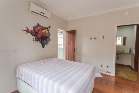 Apartamento para alugar com 217m², 5 quartos e 2 vagasQuarto 2