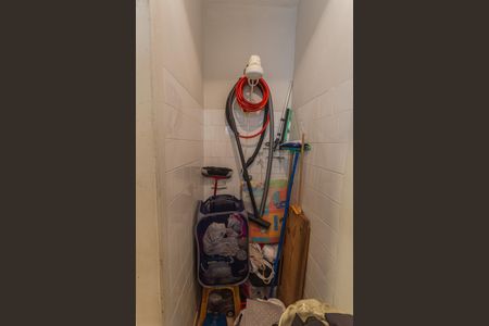 Apartamento para alugar com 217m², 5 quartos e 2 vagasBanheiro do Quarto 5 - Reversível 