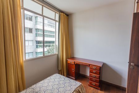 Apartamento para alugar com 217m², 5 quartos e 2 vagasQuarto 4