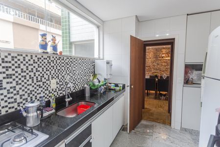 Apartamento para alugar com 217m², 5 quartos e 2 vagasCozinha