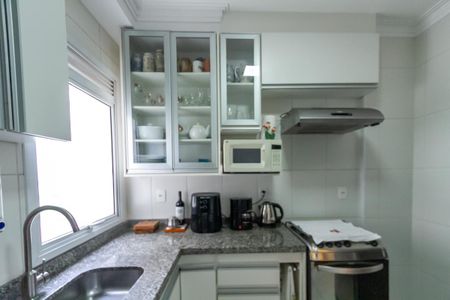 Apartamento à venda com 96m², 3 quartos e 2 vagas Apartamento à venda com 96m², 3 quartos e 2 vagasCozinha