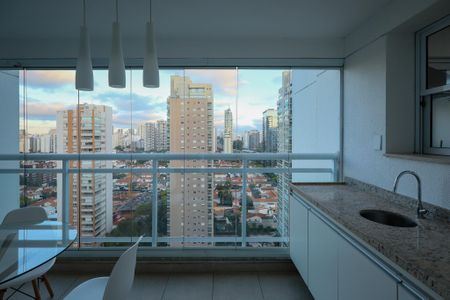 Apartamento para alugar com 54m², 1 quarto e 1 vaga Apartamento para alugar com 54m², 1 quarto e 1 vagaVaranda