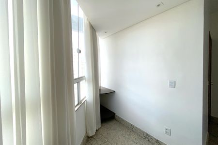 Varanda da Sala de apartamento para alugar com 3 quartos, 100m² em Santo Agostinho, Belo Horizonte