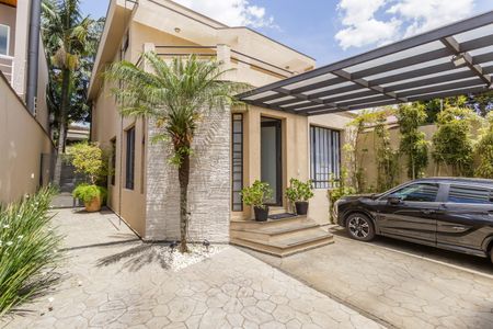 Garagem de casa à venda com 4 quartos, 300m² em Planalto Paulista, São Paulo