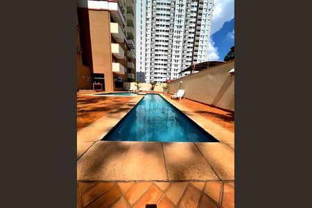 Studio para alugar com 35m², 1 quarto e 1 vaga Studio para alugar com 35m², 1 quarto e 1 vagaPiscina