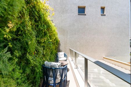 Casa de condomínio à venda com 347m², 3 quartos e 3 vagasVaranda da Sala 1