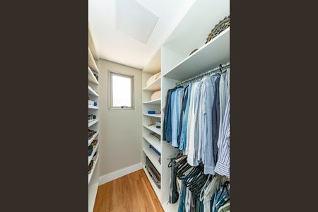 Casa de condomínio à venda com 347m², 3 quartos e 3 vagasCloset da suíte 