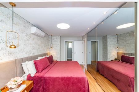 Casa de condomínio à venda com 347m², 3 quartos e 3 vagasSuíte 