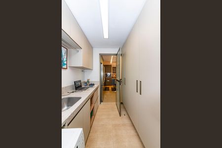 Casa de condomínio à venda com 347m², 3 quartos e 3 vagasÁrea de Serviço