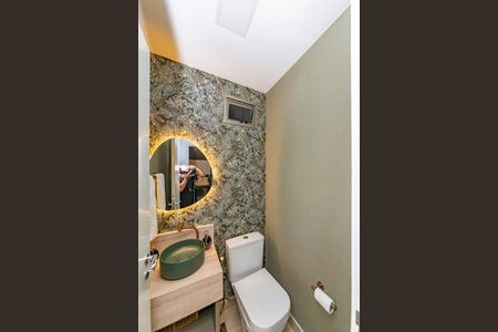 Casa de condomínio à venda com 347m², 3 quartos e 3 vagasLavabo