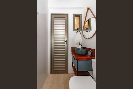 Casa de condomínio à venda com 347m², 3 quartos e 3 vagasLavabo 2