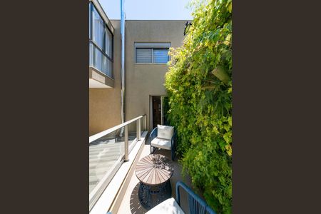 Casa de condomínio à venda com 347m², 3 quartos e 3 vagasVaranda da Sala 1