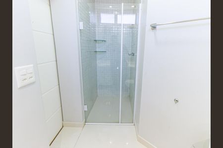 Apartamento à venda com 201m², 3 quartos e 3 vagasBanheiro da Suíte 2