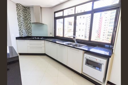 Apartamento à venda com 201m², 3 quartos e 3 vagasCozinha