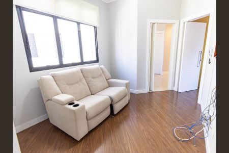 Sala de TV de apartamento para alugar com 3 quartos, 201m² em Vila Gomes Cardim, São Paulo