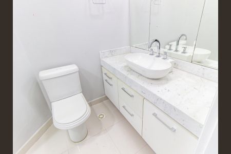 Apartamento à venda com 201m², 3 quartos e 3 vagasBanheiro da Suíte 3