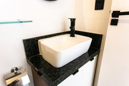 Apartamento para alugar com 34m², 1 quarto e sem vaga Apartamento para alugar com 34m², 1 quarto e sem vagaBanheiro Social