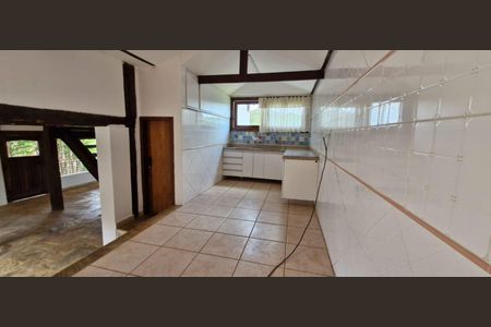 Casa de condomínio para alugar com 450m², 4 quartos e 8 vagas Casa de condomínio para alugar com 450m², 4 quartos e 8 vagasCozinha