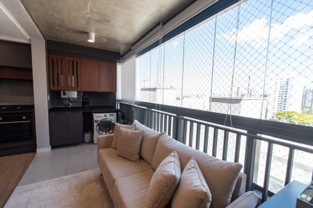 Apartamento à venda com 99m², 3 quartos e 2 vagasVaranda