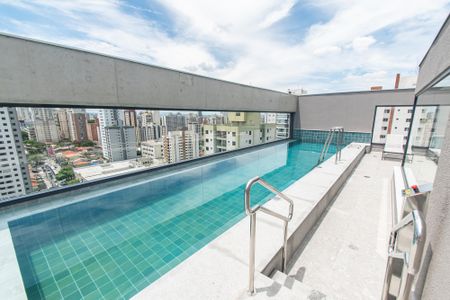 Apartamento à venda com 99m², 3 quartos e 2 vagasÁrea comum - Piscina