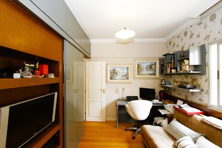 Apartamento à venda com 300m², 4 quartos e 2 vagasQuarto 1