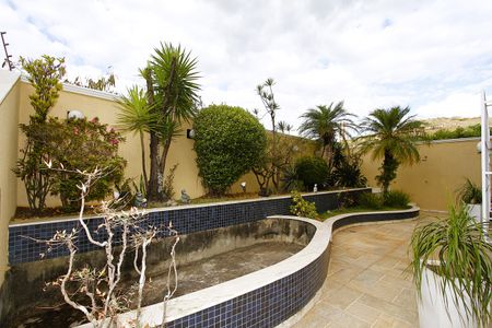 Apartamento à venda com 300m², 4 quartos e 2 vagasÁrea privativa