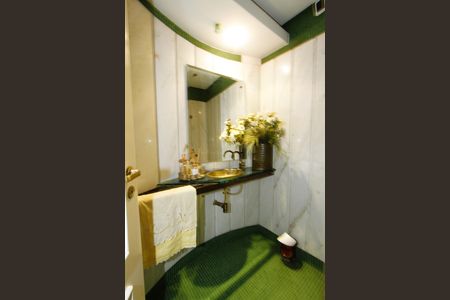 Apartamento à venda com 300m², 4 quartos e 2 vagasLAVABO 