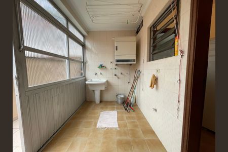 Casa à venda com 350m², 4 quartos e 4 vagasÁrea de Serviço