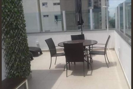 Apartamento para alugar com 170m², 3 quartos e 2 vagasVaranda